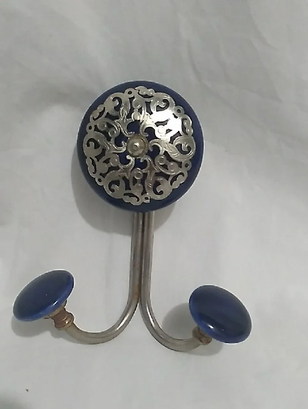 Blue Ceramic Double Wall Hook with Silver-tone Filigree (B3)